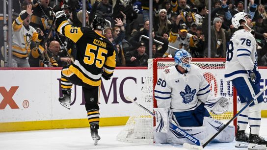 Acciari plays 'his best game' in win over Maple Leafs taken at PPG Paints Arena (Penguins)